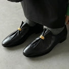 Retro Pleated Metal Ring Flat Shoes