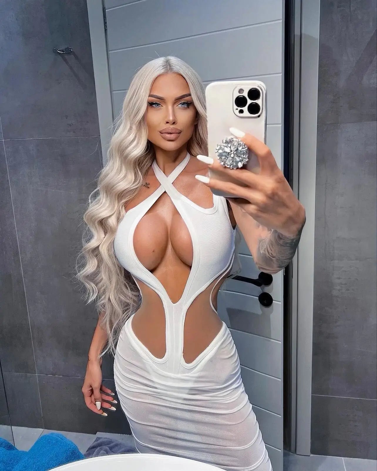 Sleeveless Hollow-Out Bodycon Midi Dress