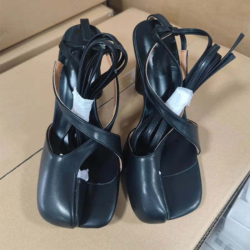Lace-Up Spilt Toe Pump Shoes
